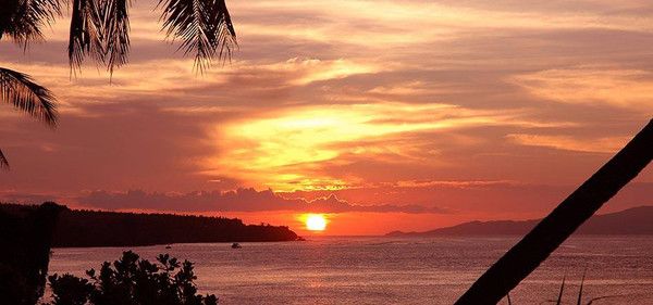 MERVEILLEUX COUCHÉ DE SOLEIL